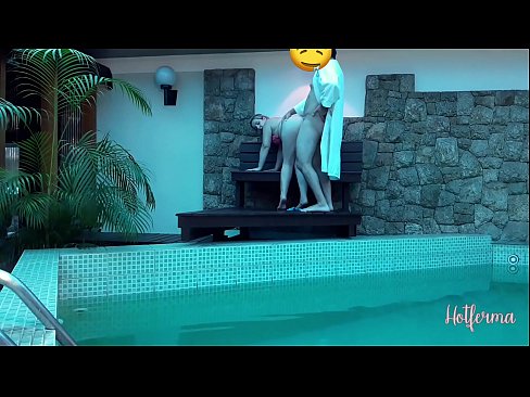❤️ Baas noeget faam nei it swimbad, mar koe net wjerstean in hot ☑ Just porno op fy.japangaysex.ru ❌️❤
